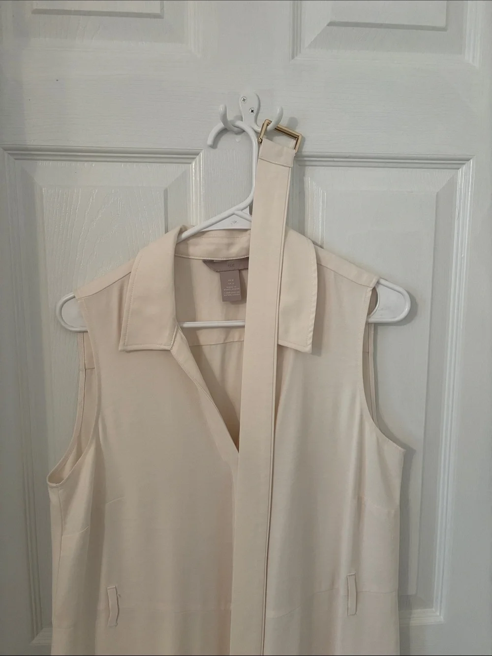 H&M Sleeveless Cream Button-Front Midi Dress
